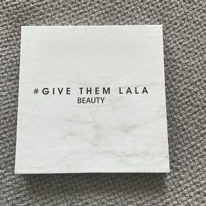 #Give Them Lala Beauty The Grown Woman palette